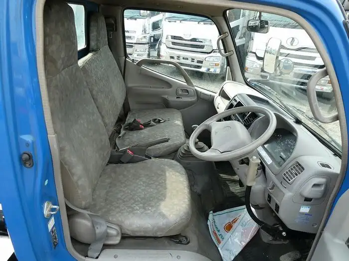 トヨタ ダイナ 小型 ダンプ BKG-XZU324D H22の中古トラック画像11