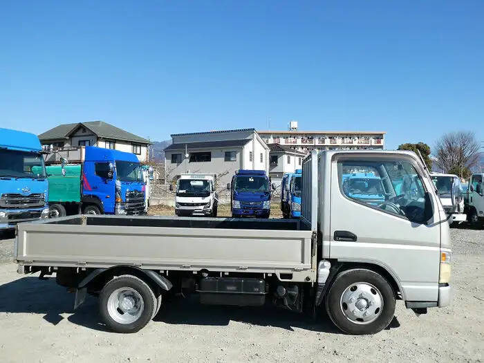 三菱 キャンター 小型 平ボディ PA-FE70DB H16の中古トラック画像3