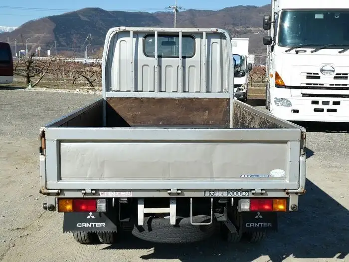三菱 キャンター 小型 平ボディ PA-FE70DB H16の中古トラック画像6