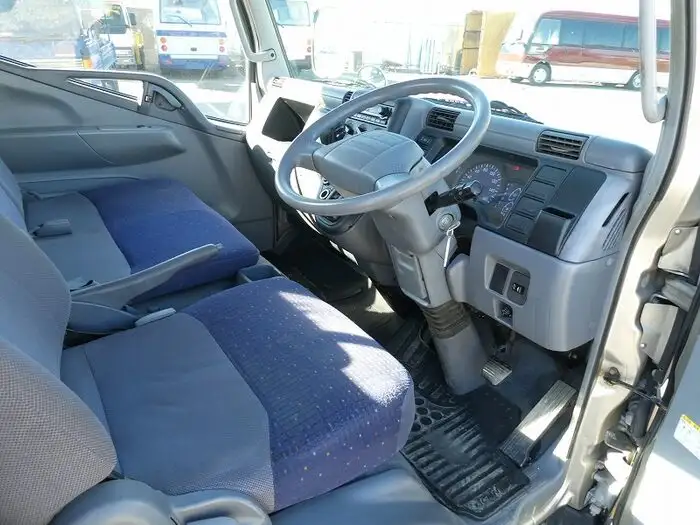 三菱 キャンター 小型 平ボディ PA-FE70DB H16の中古トラック画像11