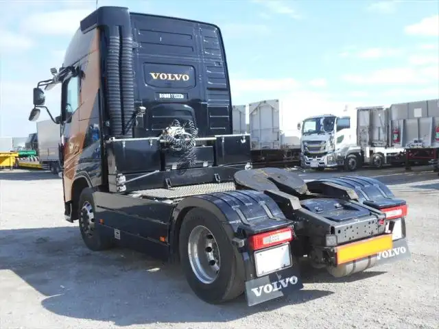 ボルボ トラック 大型 トラクター ハイルーフ 1デフの中古トラック画像3