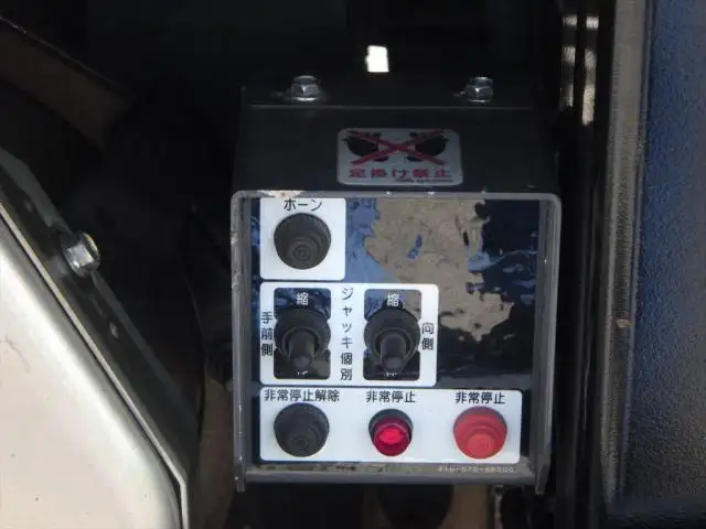 いすゞ ギガ 大型 車両重機運搬 ウインチ ベッドの中古トラック画像15