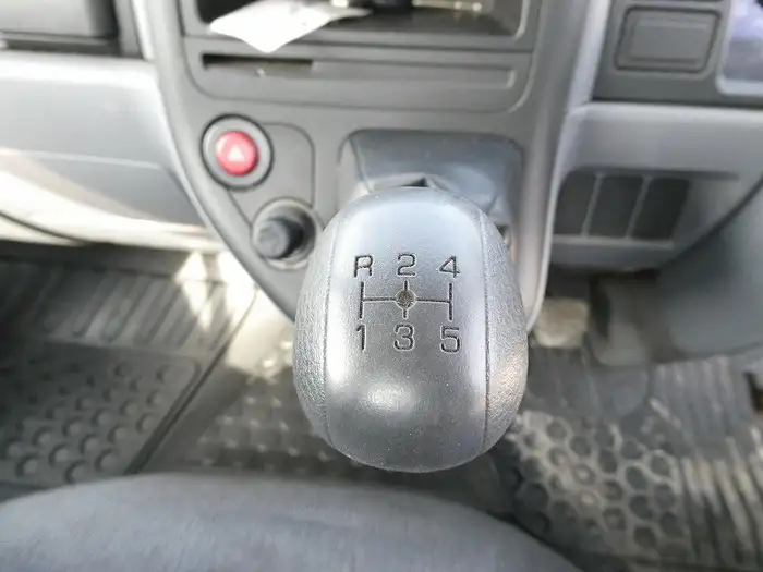 三菱 キャンター 小型 平ボディ PA-FE70DB H17の中古トラック画像10