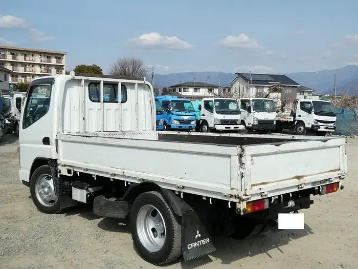 三菱 キャンター 小型 平ボディ PA-FE70DB H17の中古トラック画像3