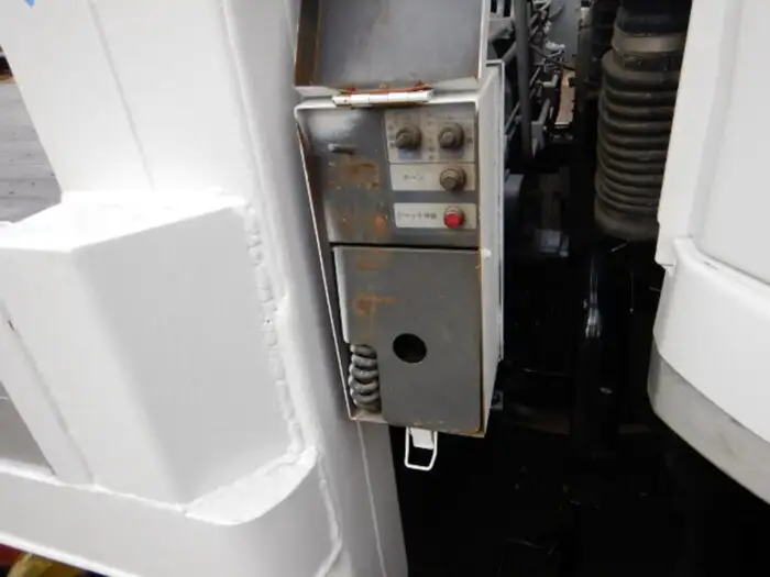 三菱 ファイター 中型/増トン 車両重機運搬 ウインチ ベッドの中古トラック画像10