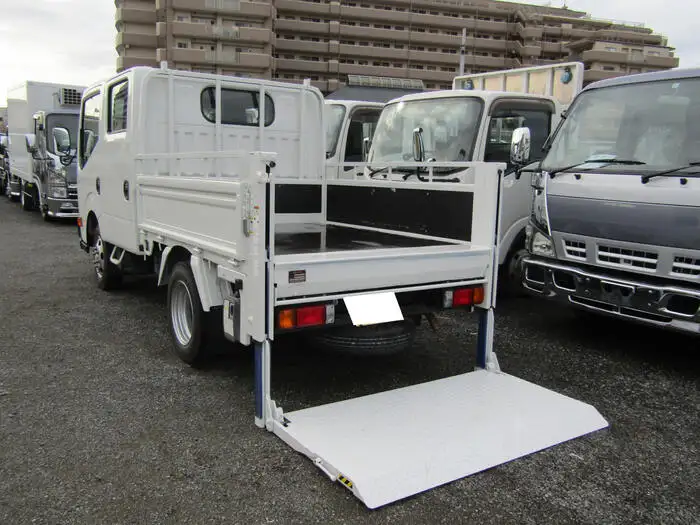日産 アトラス 小型 平ボディ Wキャブ パワーゲートの中古トラック画像6