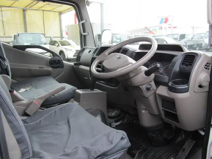 日産 アトラス 小型 平ボディ Wキャブ パワーゲートの中古トラック画像10
