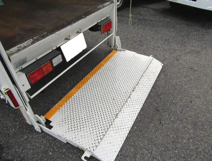 トヨタ ライトエース 小型 平ボディ 幌 パワーゲートの中古トラック画像7