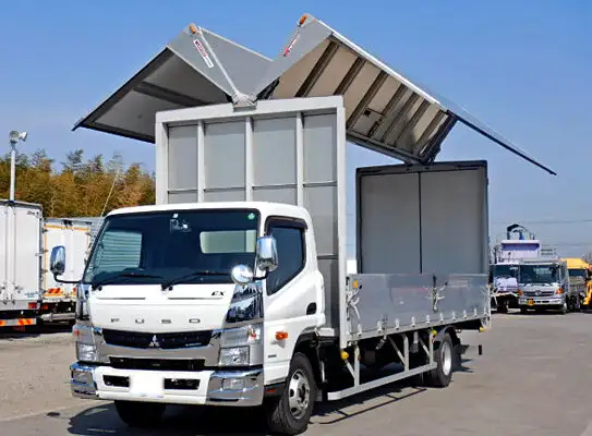 三菱 キャンター 小型 ウイング TPG-FED90 H28の中古トラック画像1