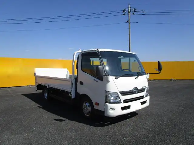 日野 デュトロ 小型 平ボディ パワーゲート SKG-XZU710Mの中古トラック画像2