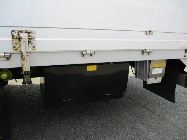 日野 プロフィア 大型 ウイング ハイルーフ エアサスの中古トラック画像9