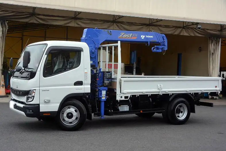 三菱 キャンター 小型 クレーン付 4段 ラジコン の中古トラック【車両No.122572】