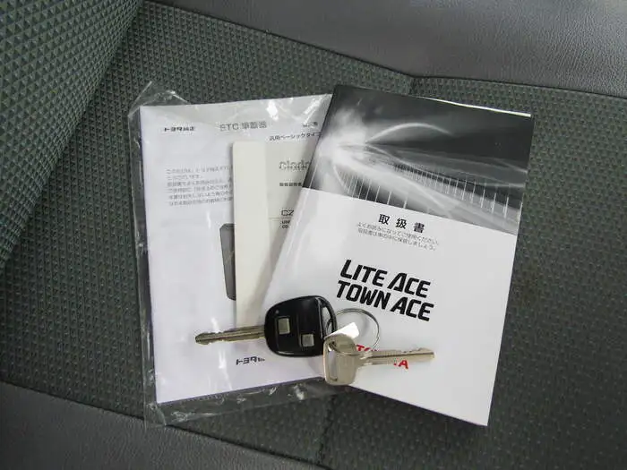 トヨタ ライトエース 小型 平ボディ 床鉄板 S402Uの中古トラック画像11