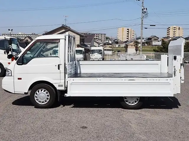 マツダ ボンゴ 小型 平ボディ パワーゲート 床鉄板の中古トラック画像8