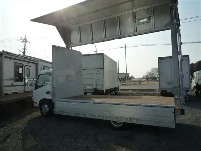 日野 デュトロ 小型 ウイング SKG-XZU650M H24の中古トラック画像7
