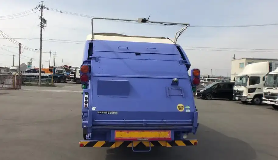 いすゞ フォワード 中型/増トン パッカー車 プレス式 ベッドの中古トラック画像4