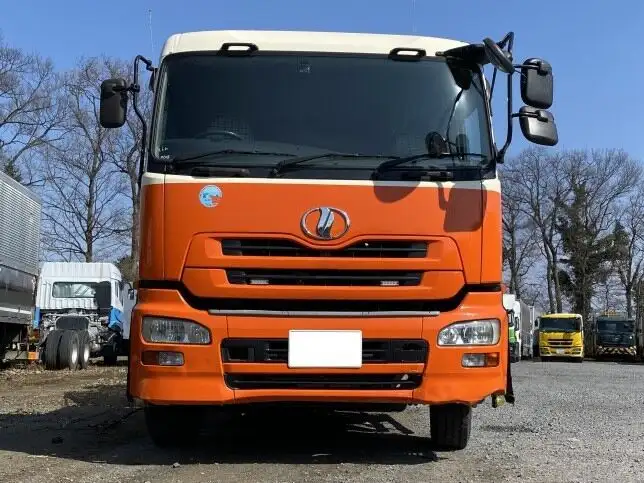 日産UD クオン 大型 ミキサー・ポンプ ベッド ADG-CW4XLの中古トラック画像2