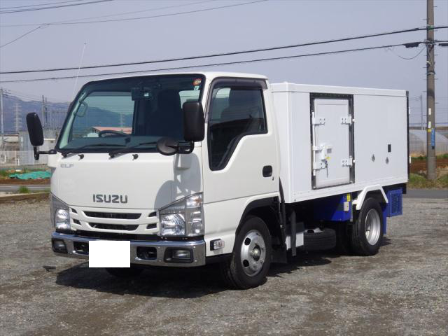 いすゞ ギガ 大型 ウイング エアサス ベッド の中古トラック【車両No.149409】