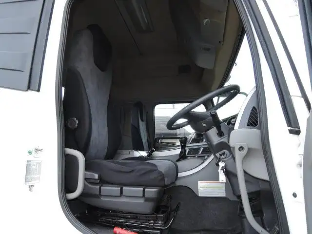 日産UD クオン 大型 トラクター ハイルーフ 1デフの中古トラック画像9