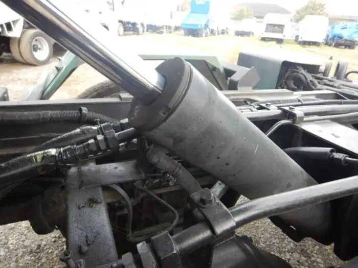 いすゞ エルフ 小型 パッカー車 巻き込み式 回転ダンプ式の中古トラック画像9