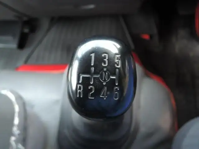 いすゞ フォワード 中型/増トン パッカー車 プレス式 ベッドの中古トラック画像16