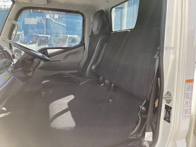 三菱 キャンター 小型 平ボディ 2RG-FBA20 H31/R1の中古トラック画像8