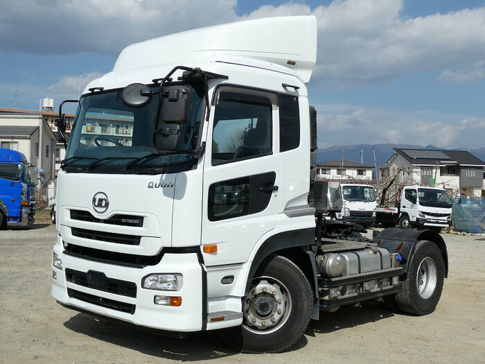 日産UD クオン 大型 トラクター