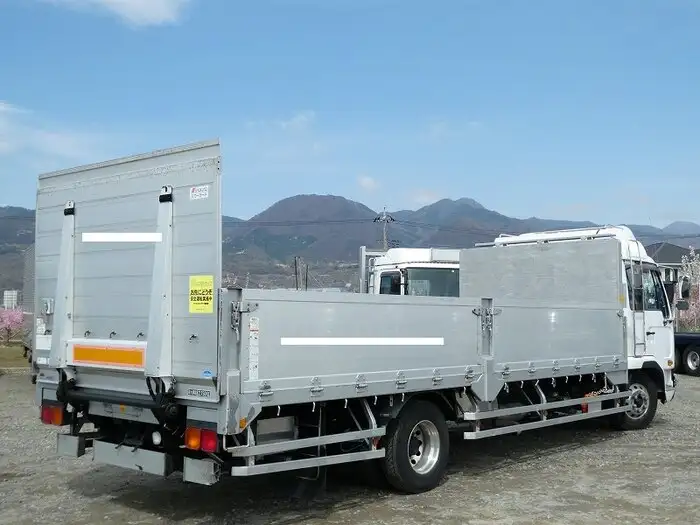 日産UD コンドル 中型/増トン 平ボディ パワーゲート 床鉄板の中古トラック画像3