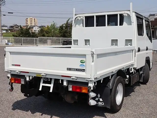 三菱 キャンター 小型 平ボディ Wキャブ 床鉄板の中古トラック画像3