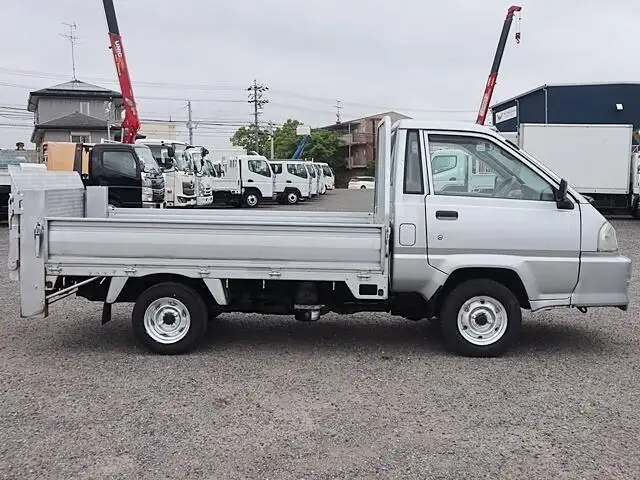 トヨタ タウンエース 小型 平ボディ パワーゲート GK-KM75の中古トラック画像5