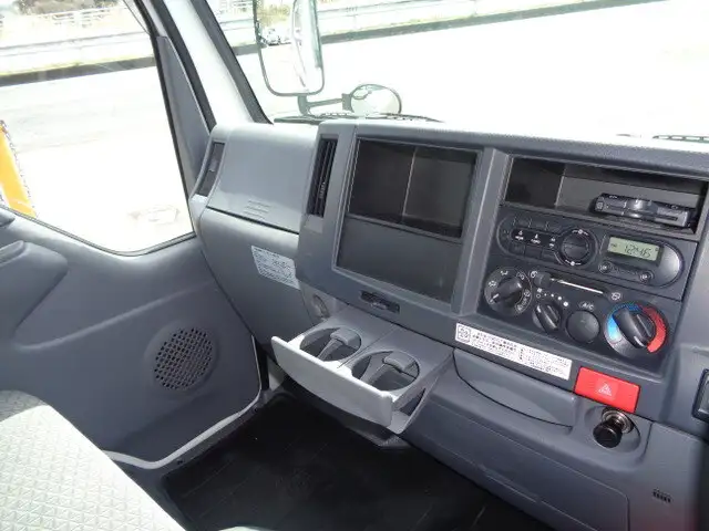 いすゞ エルフ 小型 平ボディ TRG-NJR85A H29の中古トラック画像9