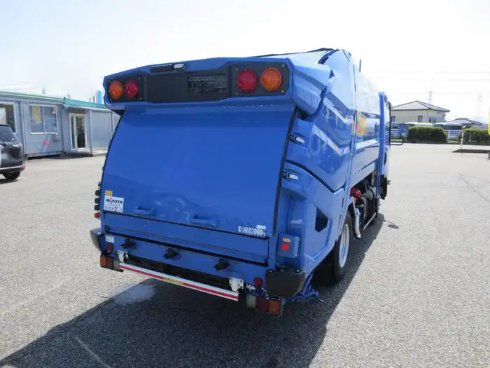 いすゞ エルフ 小型 パッカー車 プレス式 TPG-NMR85ANの中古トラック画像2