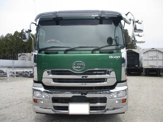 日産UD クオン 大型 トラクター 1デフ ベッドの中古トラック画像2