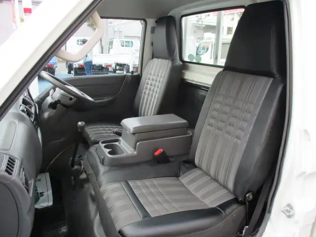 マツダ ボンゴ 小型 平ボディ DBF-SLP2T H29の中古トラック画像像17