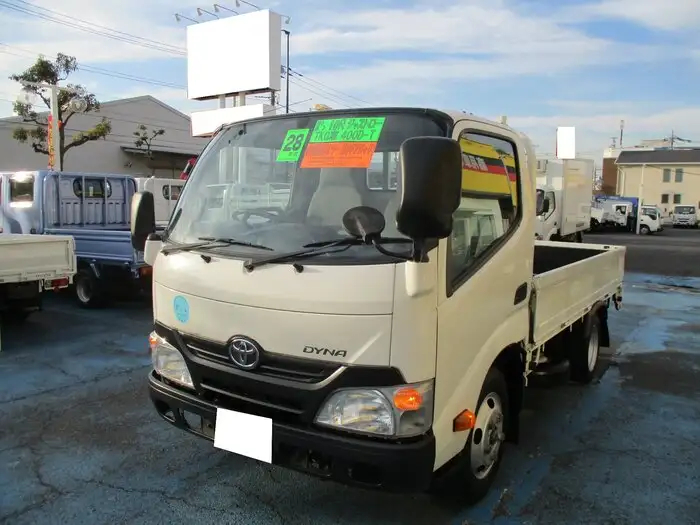 日野 デュトロ 小型 平ボディ TKG-XZC605 H28 の中古トラック【車両No.121282】