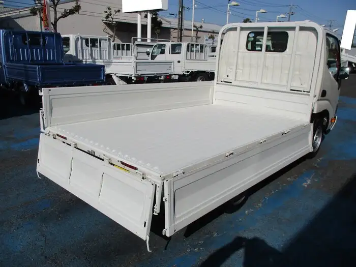 トヨタ ダイナ 小型 平ボディ QDF-KDY221 H28の中古トラック画像5