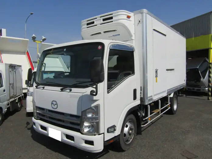 マツダ タイタン 小型 冷凍冷蔵 低温 床ステンの中古トラック画像1