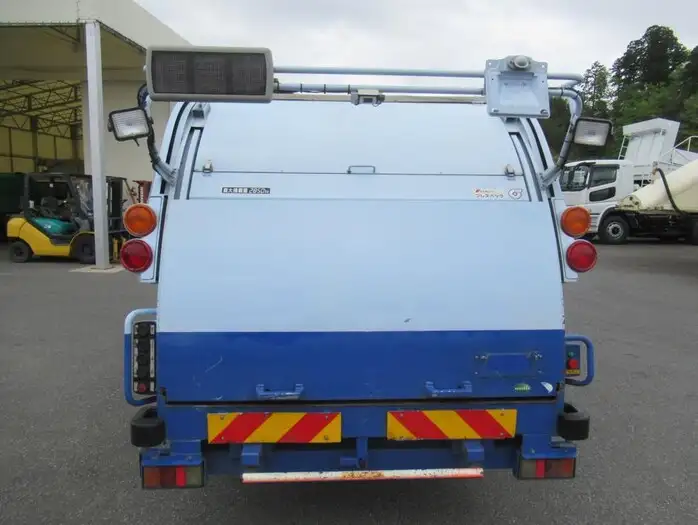 三菱 キャンター 小型 パッカー車 プレス式 TKG-FEB90の中古トラック画像4