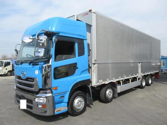 日産UD クオン 大型 ウイング ハイルーフ 床鉄板の中古トラック画像1