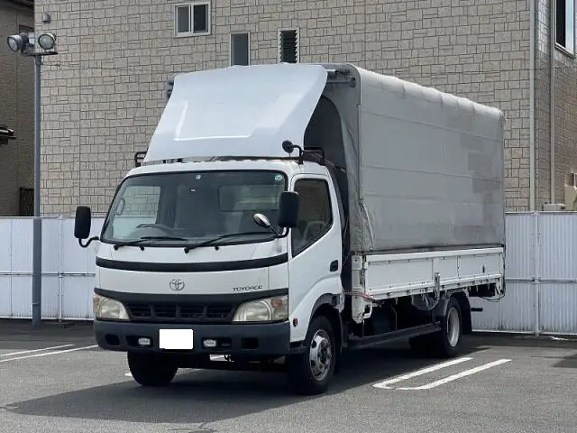 トヨタ トヨエース 小型 ウイング 幌ウイング PB-XZU421の中古トラック画像1
