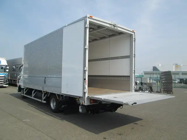 三菱 ファイター 中型/増トン ウイング パワーゲート エアサスの中古トラック画像4