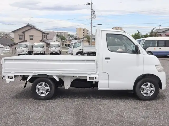 トヨタ タウンエース 小型 平ボディ DBF-S402U H28の中古トラック画像5