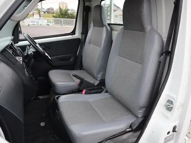 トヨタ タウンエース 小型 平ボディ DBF-S402U H28の中古トラック画像9