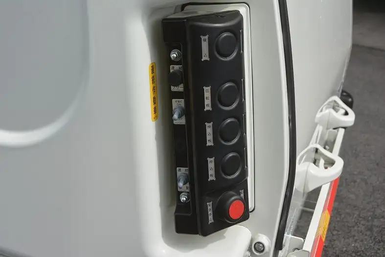 日野 デュトロ 小型 パッカー車 巻き込み式 2RG-XZU605Xの中古トラック画像7