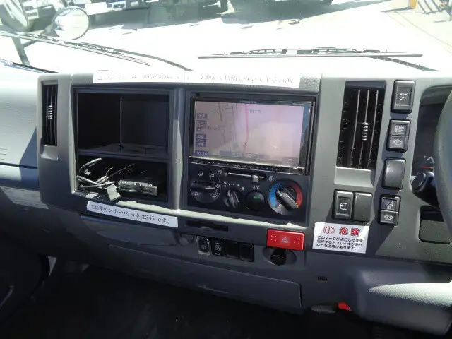 いすゞ エルフ 小型 平ボディ TKG-NLR85AR H26の中古トラック画像10