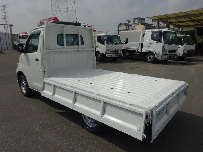 トヨタ タウンエース 小型 平ボディ 床鉄板 5BF-S403Uの中古トラック画像5