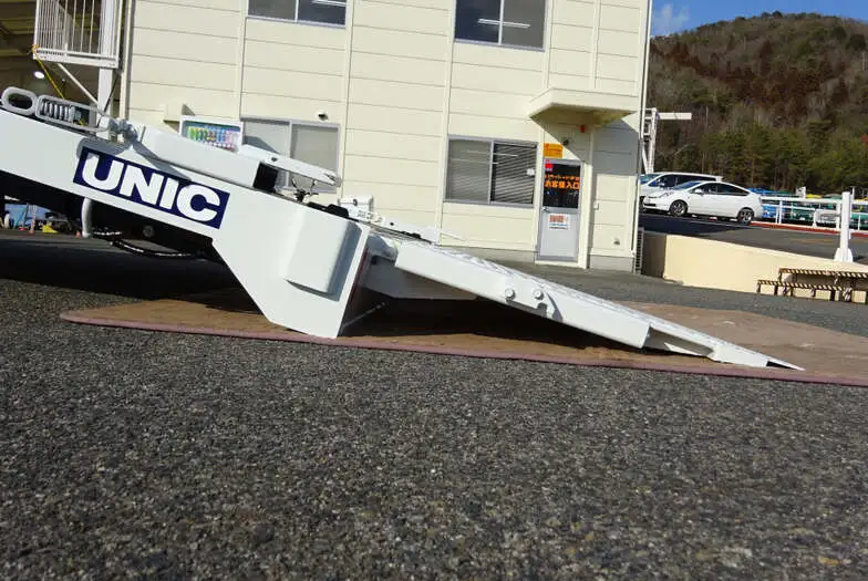 三菱 ファイター 中型/増トン 車両重機運搬 ラジコン ウインチの中古トラック画像7
