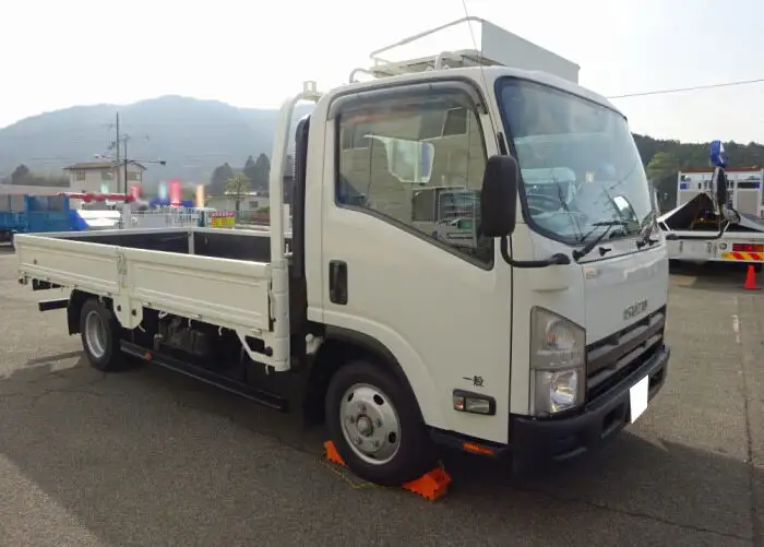 いすゞ エルフ 小型 平ボディ TKG-NPR85AR H26の中古トラック画像3