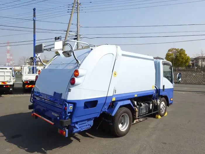 いすゞ エルフ 小型 パッカー車 プレス式 TPG-NMR85Nの中古トラック画像2