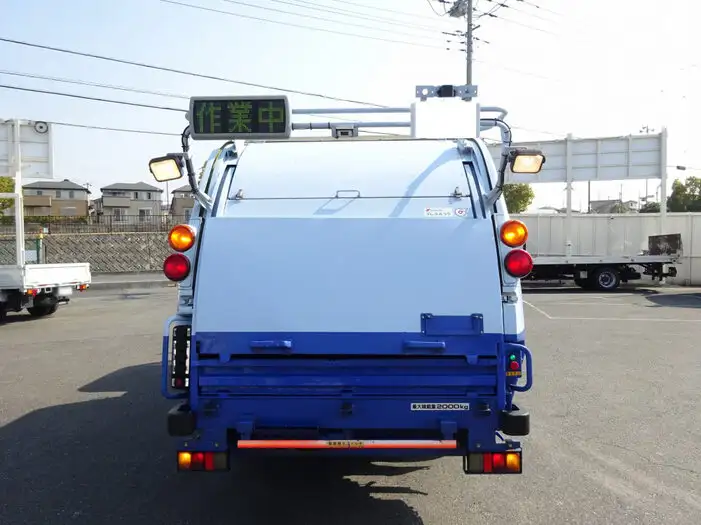 いすゞ エルフ 小型 パッカー車 プレス式 TPG-NMR85Nの中古トラック画像3